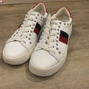Steve Madden sneakers